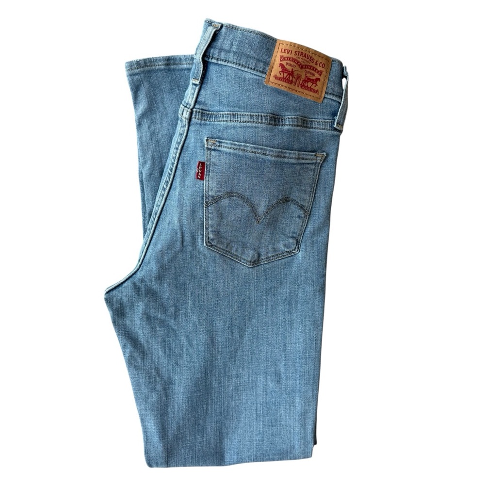 Levi's Women's Size 27 Shaping Skinny Jeans - NWOT